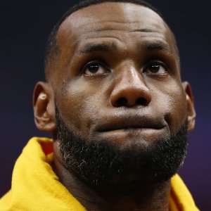 Zergnet Ad Example 67284 - What LeBron James Really Thinks About Magic's ResignationAol.com