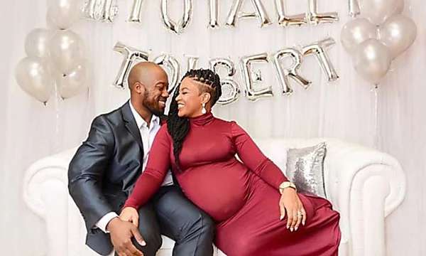 Outbrain Ad Example 43168 - [Pics] Couple Thought They Are Having A Baby. Husband Faints When Doctors Tell Him What It Is