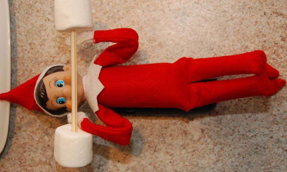 Taboola Ad Example 46494 - 20 'Elf On The Shelf' Photos Not To Show Your Children