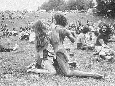 RevContent Ad Example 61952 - Horrifying Woodstock Photos That Were Classified