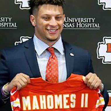 Yahoo Gemini Ad Example 32064 - Mahomes Was Pick #9 - Who Was Drafted Before Him?