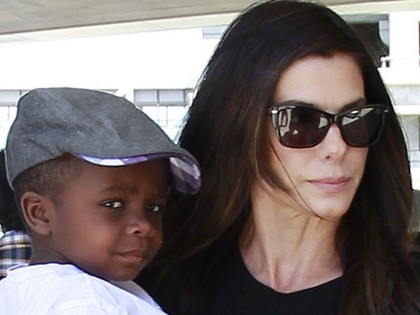 RevContent Ad Example 10630 - Remember Sandra Bullock's Son? See What He Looks Like Now
