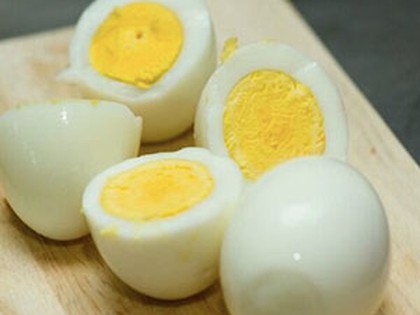 RevContent Ad Example 12694 - Strange Link Between Eggs And Diabetes Will Stun You