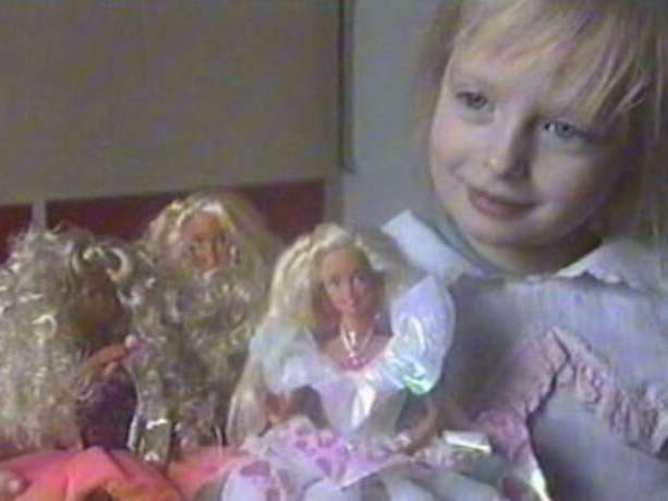 RevContent Ad Example 55215 - Meet The Russian Human Barbie Raised As A Living Doll!