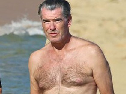 RevContent Ad Example 11900 - Pierce Brosnan's Final Net Worth Left His Family In Tears