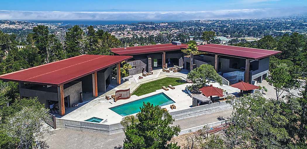 Outbrain Ad Example 42589 - Pueblo-Inspired Contemporary Overlooking The California Coast In Carmel