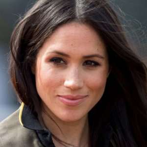 Zergnet Ad Example 50807 - Meghan Markle Is Unrecognizable With Her Natural HairTheList.com