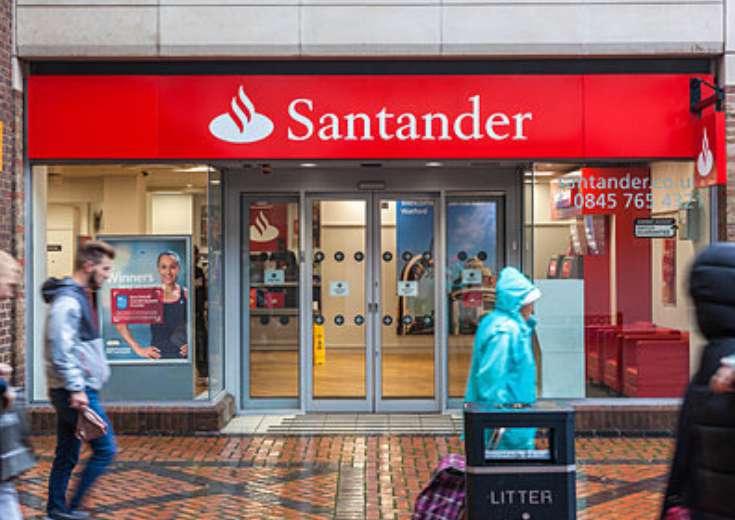 Taboola Ad Example 62709 - Santander To Refund £1.5 Billion To The Public (Look Up Your Name)