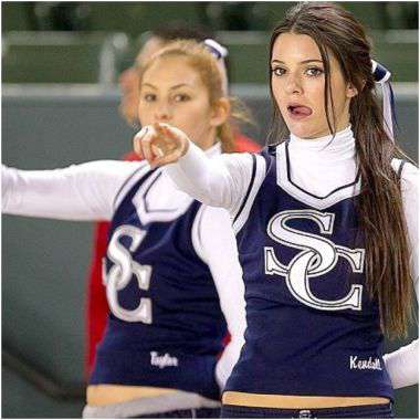 Yahoo Gemini Ad Example 46730 - She Was A Stunning Cheerleader Back In College