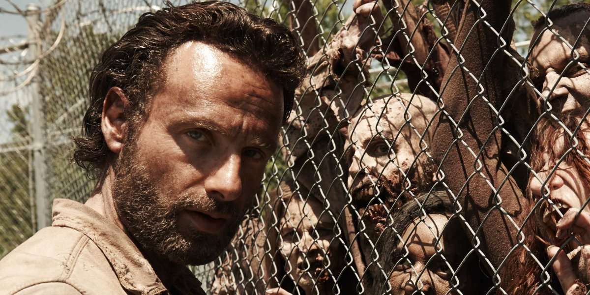 Taboola Ad Example 39115 - Walking Dead's Zombie Virus: Here's How It Happened, According To Creator Robert Kirkman