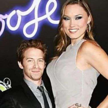 Yahoo Gemini Ad Example 32692 - Celeb Couples With Extreme Height Differences