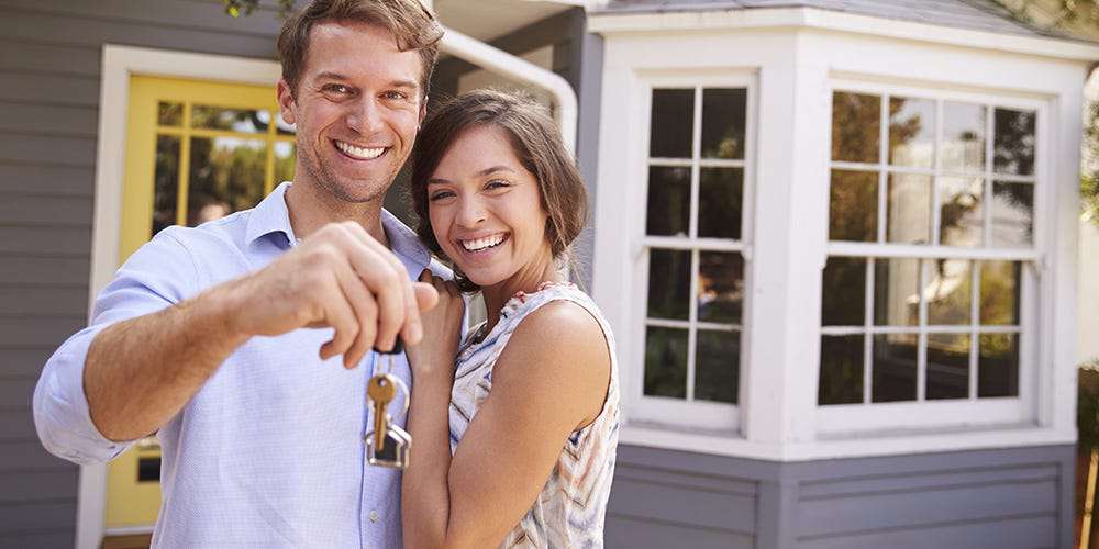 Taboola Ad Example 36526 - Buying A Home Is A Balance Of Practical Planning And Emotion - Business Insider