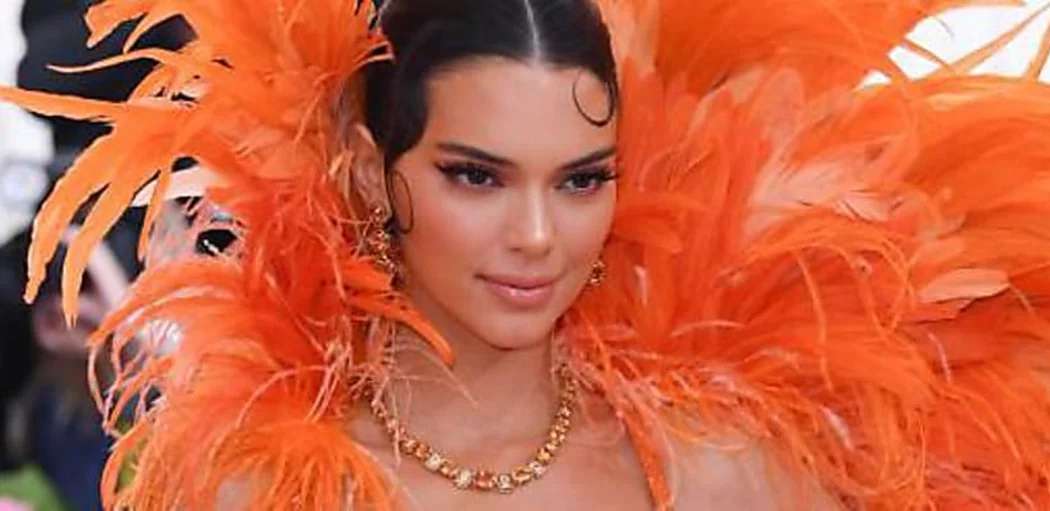 Outbrain Ad Example 58229 - Most Daring Gowns At The 2019 Met Gala