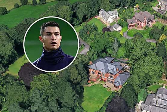 Outbrain Ad Example 52404 - Cristiano Ronaldo Selling Former Manchester Mansion For £3.25M