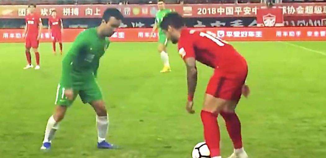 Outbrain Ad Example 59981 - Video Of Alexandre Pato Shows The Standard Of Football In China