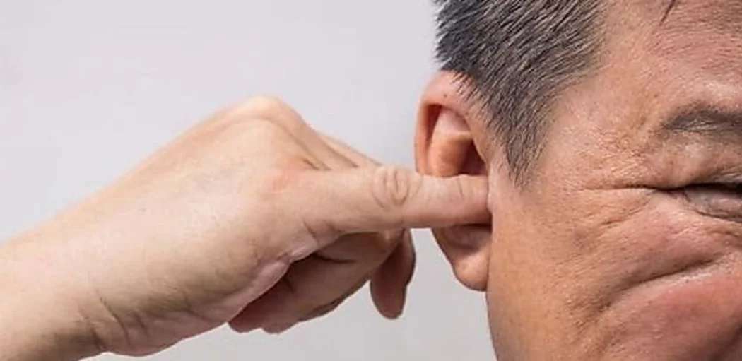 Outbrain Ad Example 32334 - Surgeon: If Your Ears Are Ringing (Tinnitus) - Do This Immediately