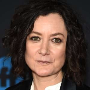 Zergnet Ad Example 49867 - Here's Who's Replacing Sara Gilbert On 'The Talk'