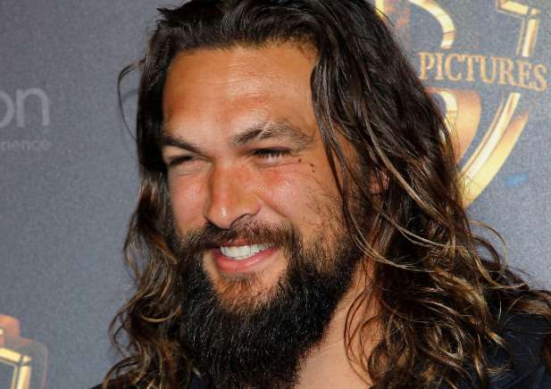 RevContent Ad Example 66475 - Jason Momoa's Wife Make You Gasp For Breath