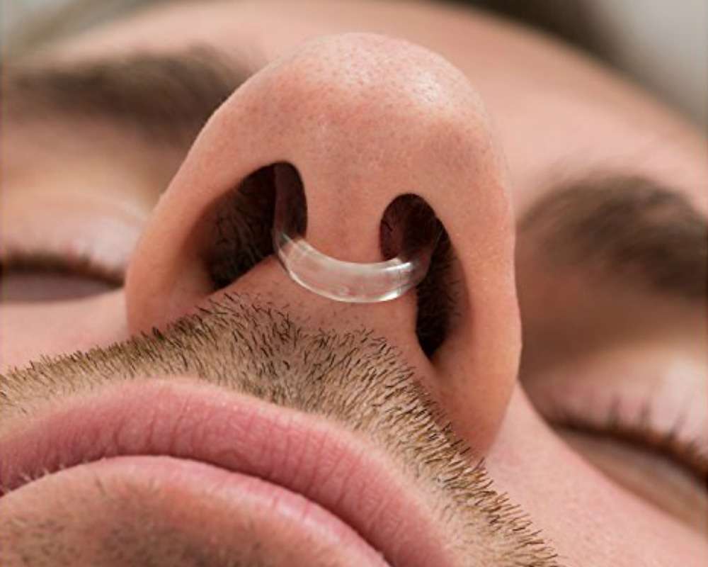 Taboola Ad Example 43835 - Incredible New Anti-Snoring Device Takes Latvia By Storm
