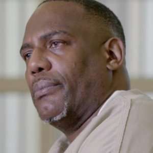 Zergnet Ad Example 59100 - The Real Reason Why R. Kelly’s Brother Bruce Is In PrisonDecider.com