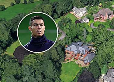 Outbrain Ad Example 57718 - Cristiano Ronaldo Selling Former Manchester Mansion For £3.25M