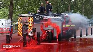 Outbrain Ad Example 41800 - Protesters 'lose Control Of Fake Blood Hose'