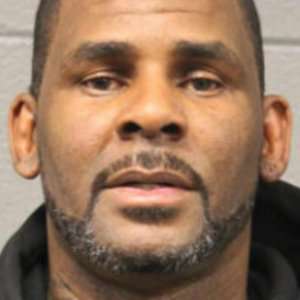 Zergnet Ad Example 63602 - New Disturbing Details Have Been Revealed In R. Kelly Case
