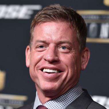 Yahoo Gemini Ad Example 45449 - Tory Aikman Is Happily Married To His Partner
