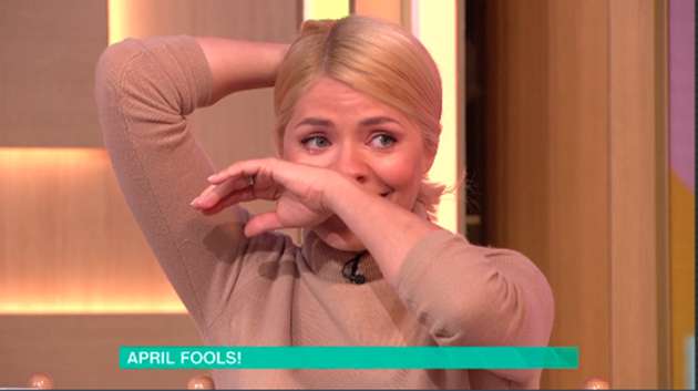 Taboola Ad Example 66507 - Holly Willoughby Falls Hook, Line And Sinker For Hilarious This Morning April Fool