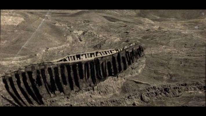 Taboola Ad Example 41309 - [Photos] Scientists Claim They've Found Noah's Ark