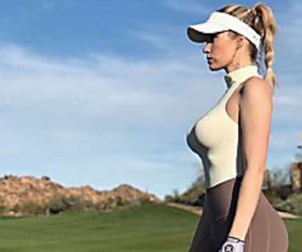 Taboola Ad Example 38085 - 40 Images Of Golf Star Paige Spiranac