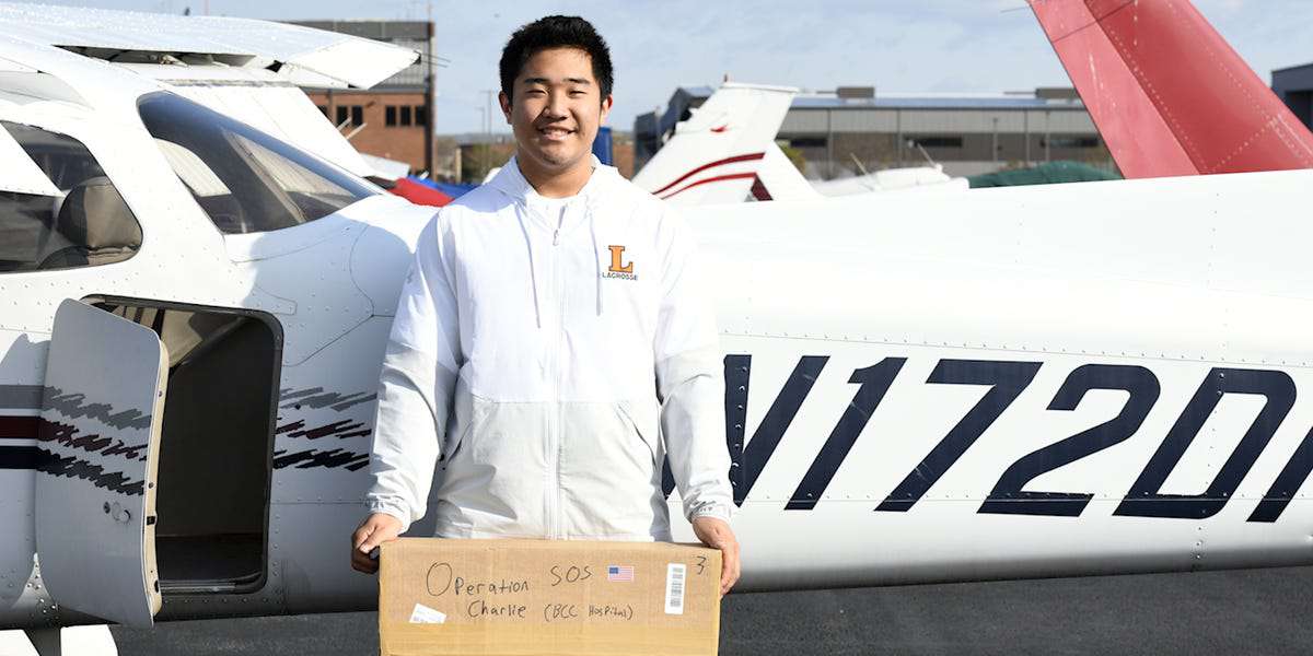 Taboola Ad Example 38422 - 16-year-old Pilot Flies Emergency Medical Supplies To Rural Hospitals Fighting Coronavirus