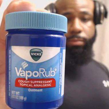 Yahoo Gemini Ad Example 36382 - The VapoRub Trick Everyone Should Know About