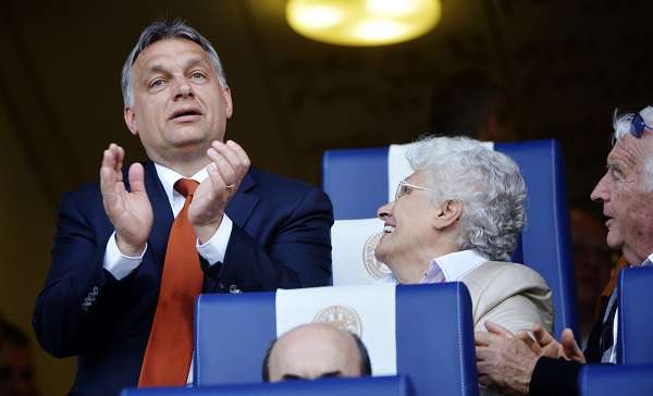 Taboola Ad Example 53572 - A Népszava Megszerezte Orbán Levelét, Amit A Bölcseknek írt