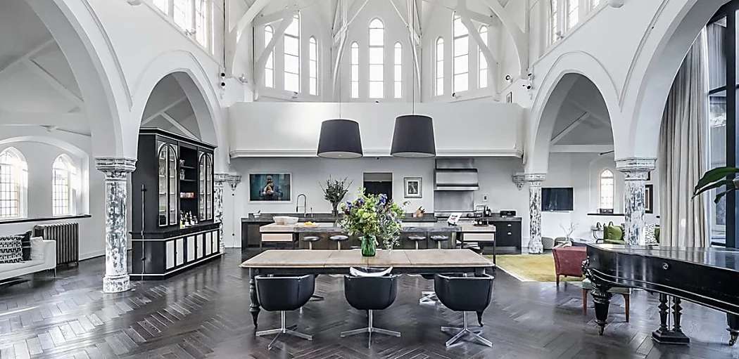 Outbrain Ad Example 34226 - A Converted Church, With 19th-Century Ecclesiastical Features, Hits Market In London