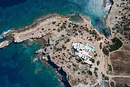 Outbrain Ad Example 48407 - A Greek Home So Remote It’s Almost Like Having Your Own Private Island