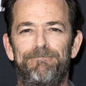 Zergnet Ad Example 64226 - The Health Crises Luke Perry Sadly Suffered From