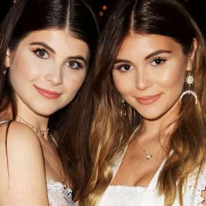 Zergnet Ad Example 67248 - Lori Loughlin's Daughters Not Allowed To Withdraw From USC