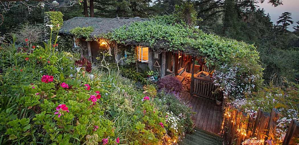 Outbrain Ad Example 30555 - A Historic, Rustic Log Cabin In Big Sur, California, Is Asking $2.8M