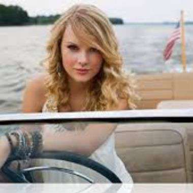 Yahoo Gemini Ad Example 46314 - Taylor Swift Island Cost Her $17.75m. Look Inside