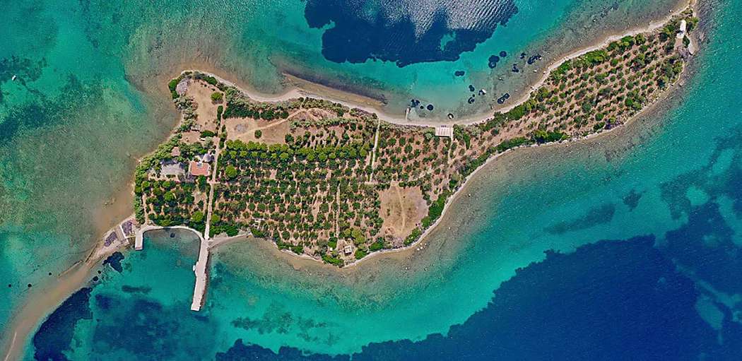 Outbrain Ad Example 31803 - Guitar-Shaped Private Greek Island That Beatles Wanted To Buy