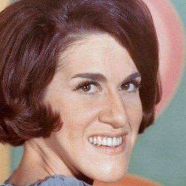 Yahoo Gemini Ad Example 54487 - What Happened To Comedian Ruth Buzzi Is Truly Sad