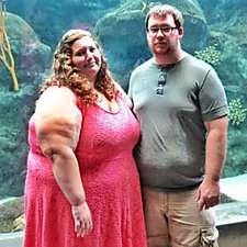 Outbrain Ad Example 57766 - [Gallery] Couple Makes A Bet: No Eating Out, No Cheat Meals, No Alcohol. A Year After, This Is What They Look Like