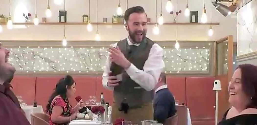 Outbrain Ad Example 41375 - Woman On ‘First Dates’ Has Date And Waiter In Stitches
