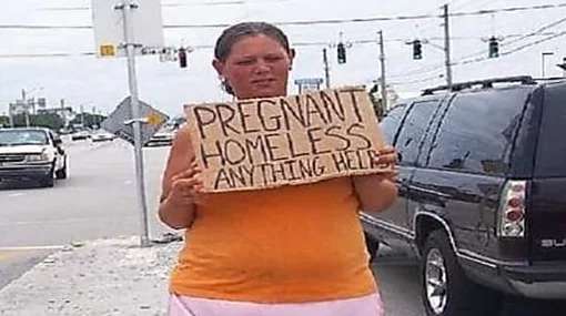Outbrain Ad Example 47368 - [Pics] Pregnant Beggar Was Asking For Help, But Then One Woman Followed Her