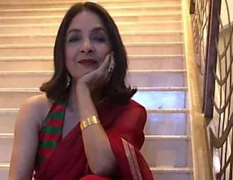 Outbrain Ad Example 33426 - Neena Gupta In Red Saree Is Oh-so-gorgeous At Shubh Mangal Zyada Saavdhan Promotions
