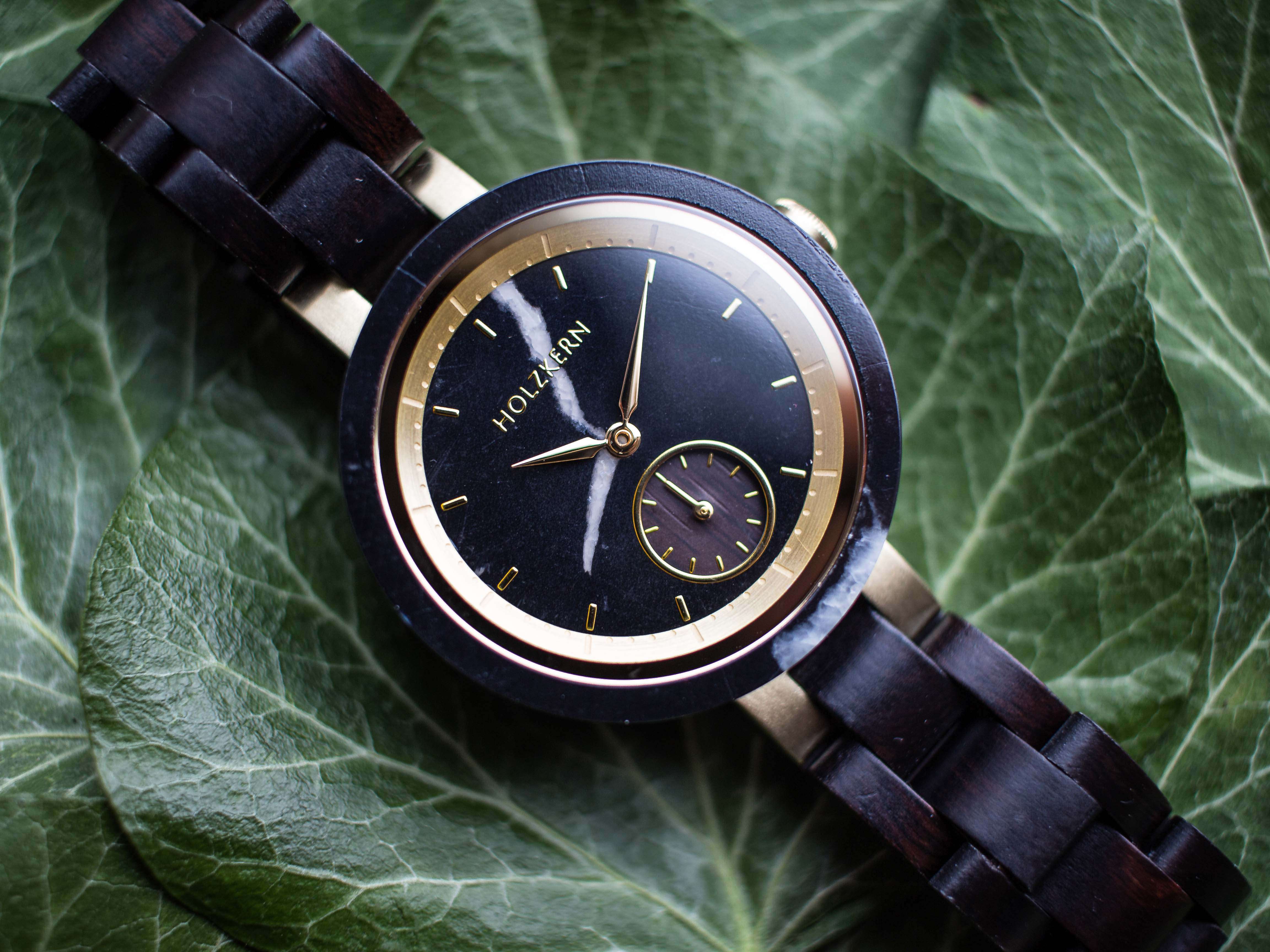 Taboola Ad Example 59735 - Holzkern, The Market Leader For Wooden Watches Has A New Collection