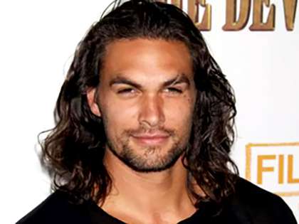 RevContent Ad Example 55267 - Jason Momoa Is Gorgeous But Take A Look At His Wife... You Will Be Stunned