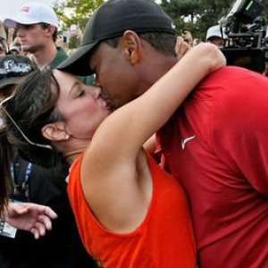 Zergnet Ad Example 67581 - Tiger Woods Celebrates Win With Girlfriend Erica HermanNYPost.com