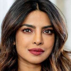 Zergnet Ad Example 58970 - Priyanka Chopra Is Completely Unrecognizable Without Makeup